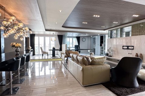Penthouse in Khlong Toei, Bangkok, Thailand 3 bedrooms № 47515 - photo 5