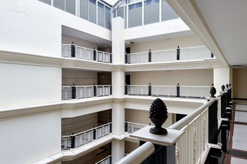 Penthouse in Khlong Toei, Bangkok, Thailand 3 bedrooms № 47515 - photo 29