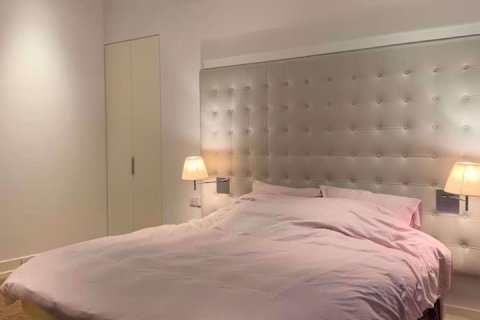Condo à Bang Rak, Bangkok, Thaïlande, 2 chambres  № 47510 - photo 8