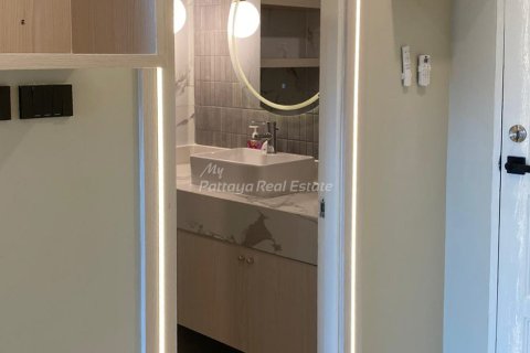 Estudio en el condominio en Bang Lamung, Tailandia № 205096 - foto 7