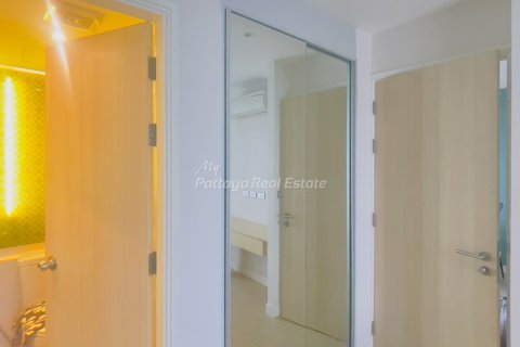 Condominio de 1 dormitorio en Pattaya, Tailandia № 205098 - foto 2