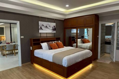 Condominio de 2 dormitorios en Pattaya, Tailandia № 135292 - foto 8