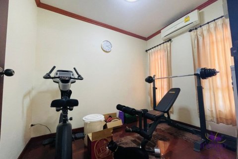 House in Chiang Mai, Thailand 3 bedrooms № 162546 - photo 11