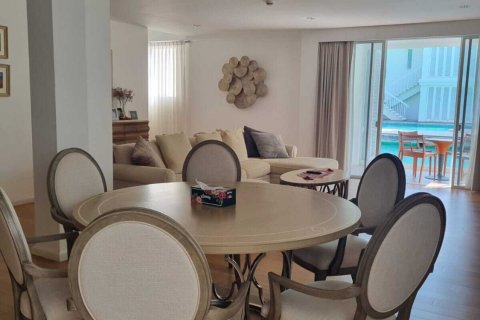 Condominio de 4 dormitorios en Hua Hin, Tailandia № 167534 - foto 20
