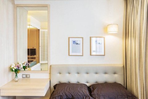 Eigentumswohnung in Bangkok, Thailand, 1 Schlafzimmer  № 144143 - Foto 2