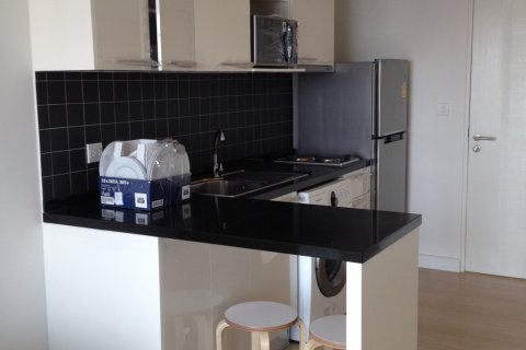 Condo in Sathon, Bangkok, Thailand, 1 bedroom № 144140 - photo 2