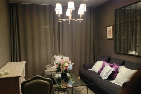 Condominio de 2 dormitorios en Phaya Thai, Bangkok, Tailandia № 144138 - foto 11