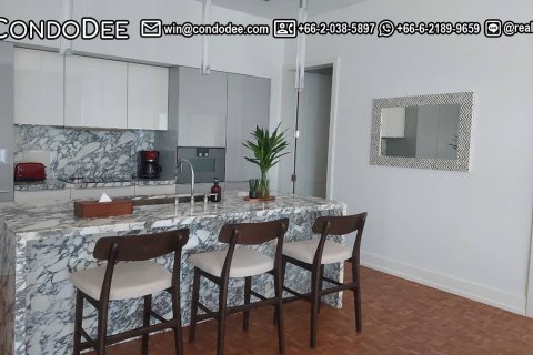 Condo in Sathon, Bangkok, Thailand, 2 bedrooms  № 201131 - photo 9