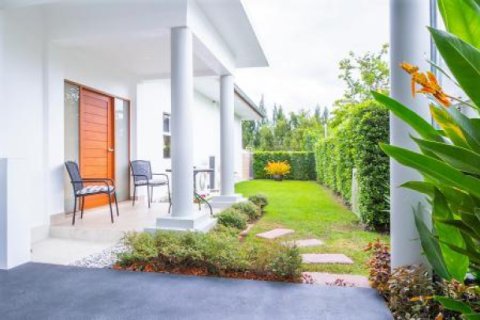 Chalet de 4 dormitorios en Hua Hin, Tailandia № 202817 - foto 4