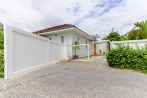 Chalet de 3 dormitorios en Hua Hin, Tailandia № 202816 - foto 5