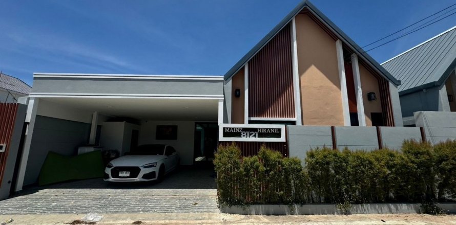Chalet de 3 dormitorios en Pattaya, Tailandia № 147836