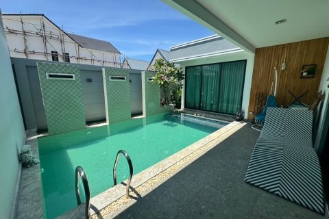 Chalet de 3 dormitorios en Pattaya, Tailandia № 147836 - foto 9