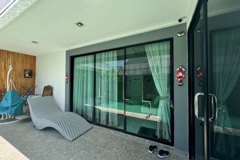 Chalet de 3 dormitorios en Pattaya, Tailandia № 147836 - foto 10