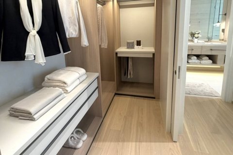 Condominio de 3 dormitorios en Bangkok, Tailandia № 180379 - foto 12