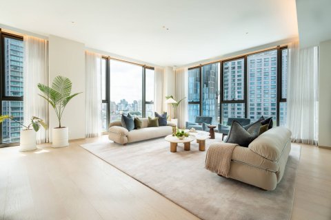 Ático de 4 dormitorios en Bangkok, Tailandia № 180377 - foto 3