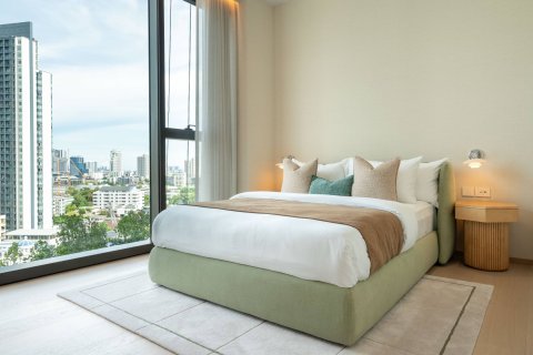Ático de 4 dormitorios en Bangkok, Tailandia № 180377 - foto 30