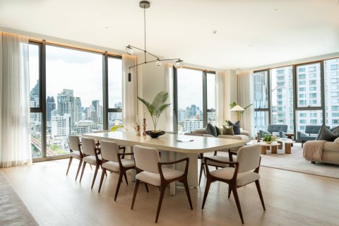 Ático de 4 dormitorios en Bangkok, Tailandia № 180377 - foto 2