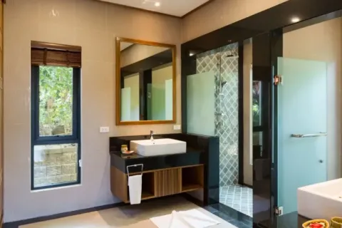 Chalet de 3 dormitorios en Phuket, Tailandia № 175543 - foto 11