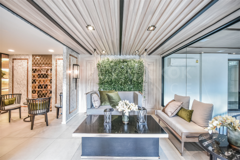 Condo in Bangkok, Thailand, 1 bedroom  № 185689 - photo 3