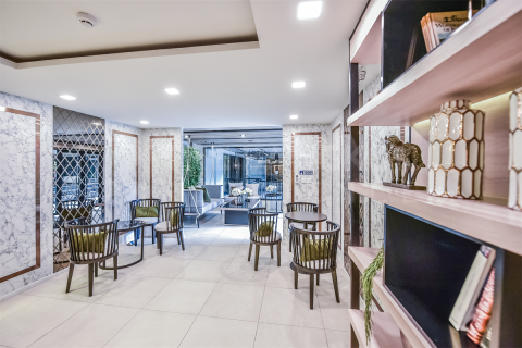 Condo in Bangkok, Thailand, 1 bedroom  № 185689 - photo 4