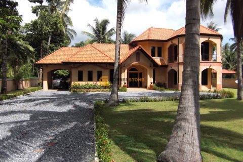 Studio in Bang Lamung, Thailand № 171364 - Foto 24