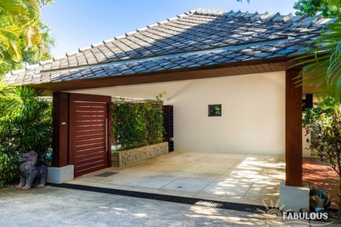Chalet de 4 dormitorios en Rawai, Tailandia № 179246 - foto 6