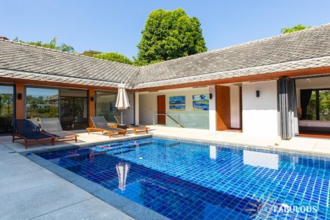 Chalet de 4 dormitorios en Rawai, Tailandia № 179246 - foto 2