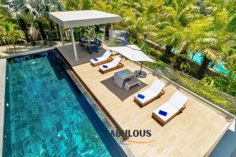 Chalet de 6 dormitorios en Bang Tao, Tailandia № 179251 - foto 19