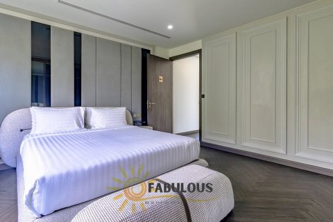 Chalet de 6 dormitorios en Bang Tao, Tailandia № 179251 - foto 15