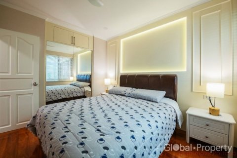 Condominio de 3 dormitorios en Pattaya, Tailandia № 119421 - foto 14