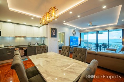 Condominio de 3 dormitorios en Pattaya, Tailandia № 119421 - foto 10
