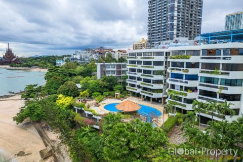 Condominio de 3 dormitorios en Pattaya, Tailandia № 119421 - foto 2