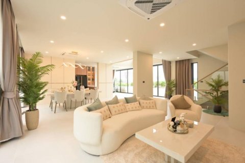 Casa de 4 dormitorios en Phuket, Tailandia № 119426 - foto 2