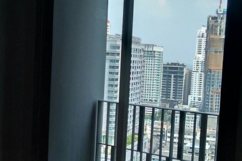 Condominio de 1 dormitorio en Bangkok, Tailandia № 143885 - foto 2