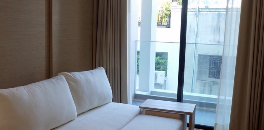 Condominio de 1 dormitorio en Phra Khanong, Bangkok, Tailandia № 143887