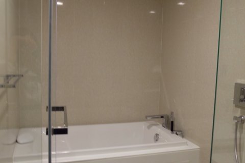 Condominio de 1 dormitorio en Phra Khanong, Bangkok, Tailandia № 143887 - foto 10