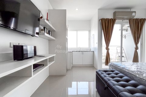 Estudio en el condominio en Bang Lamung, Tailandia № 205215 - foto 2