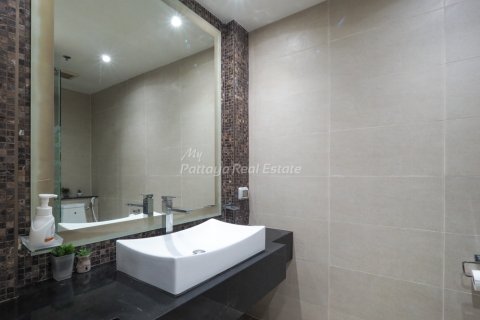 Estudio en el condominio en Bang Lamung, Tailandia № 205212 - foto 9