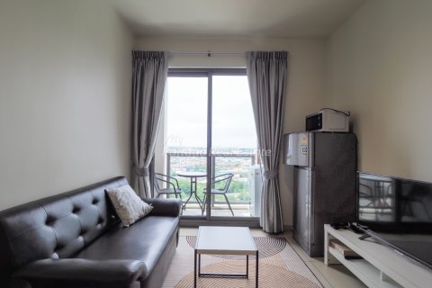 Condominio de 1 dormitorio en Bang Lamung, Tailandia № 205217 - foto 3