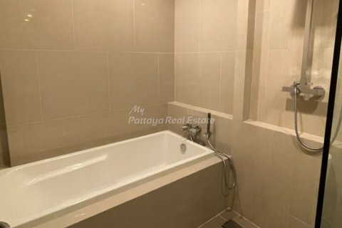 Condominio de 2 dormitorios en Bang Lamung, Tailandia № 152486 - foto 10