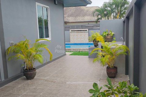 Casa de 3 dormitorios en Bang Lamung, Tailandia № 152487 - foto 3