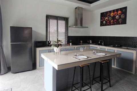 Casa de 3 dormitorios en Bang Lamung, Tailandia № 152487 - foto 9