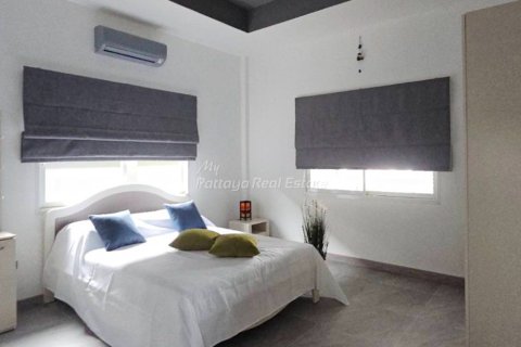 Casa de 3 dormitorios en Bang Lamung, Tailandia № 152487 - foto 14