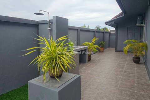 Casa de 3 dormitorios en Bang Lamung, Tailandia № 152487 - foto 6