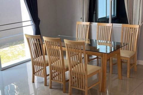 Casa de 3 dormitorios en Pattaya, Tailandia № 152483 - foto 6