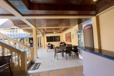 Commercial property in Pattaya, Thailand № 152481 - photo 9