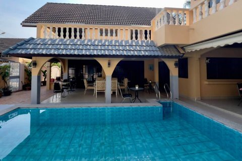 Commercial property in Pattaya, Thailand № 152481 - photo 2