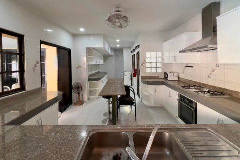 Commercial property in Pattaya, Thailand № 152481 - photo 7