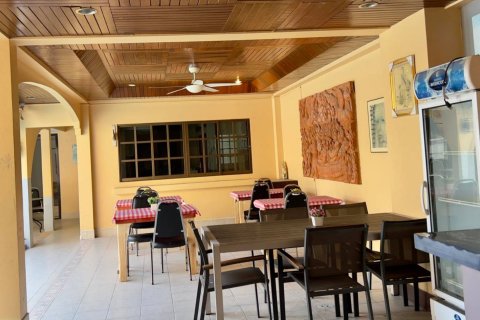 Commercial property in Pattaya, Thailand № 152481 - photo 6