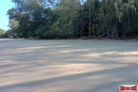 Terreno 2000000 m2 en Phang Nga, Tailandia № 202901 - foto 5